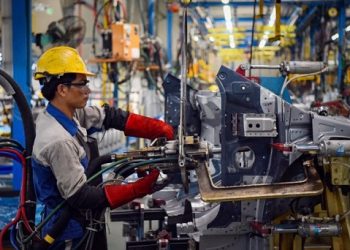 Chính phủ tung hàng loạt gói hỗ trợ để phục hồi, phát triển kinh tế