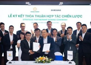 Tập đoàn Hưng Thịnh ký kết hợp tác chiến lược với Samsung Vina