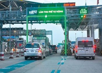 Nghiên cứu phương án dán thẻ định danh là thủ tục bắt buộc khi đăng kiểm xe ô tô