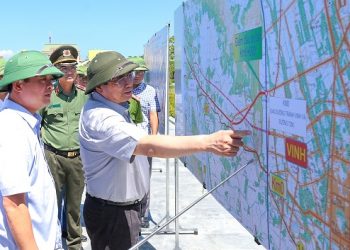 Thủ tướng khảo sát thực địa một số dự án giao thông lớn tại Nghệ An