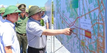 Thủ tướng khảo sát thực địa một số dự án giao thông lớn tại Nghệ An