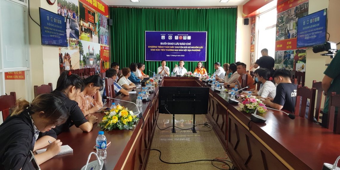 HỢP TÁC KTSVN VÀ TRƯỜNG CAO ĐẲNG KỸ NGHỆ II HỨA HẸN TRẢI NGHIỆM MÔI TRƯỜNG MUA SẮM THÔNG MINH VÀ CHẤT LƯỢNG