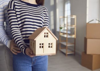 9X sở hữu căn nhà đầu đời, thời điểm phù hợp đã đến?