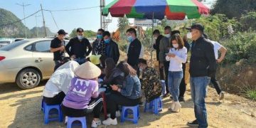 Nhà đầu tư bất động sản “kiệt sức” vì lãi vay