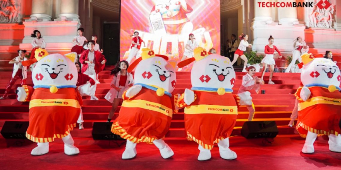 CƠN SỐT “MÈO ĐẠI CÁT” VỚI CÁC SIÊU GIẢI THƯỞNG