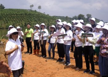 “CỘNG ĐỒNG BẦU TRỜI BÊN TRONG” TỔ CHỨC TRỒNG 7000 CÂY THÔNG TẠI TỈNH GIA LAI