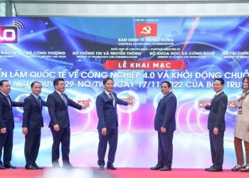 Đẩy mạnh chuyển đổi số và chuyển đổi xanh, tạo đột phá rút ngắn quá trình công nghiệp hóa, hiện đại hóa