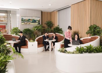 CÁC TÒA NHÀ HỘI SỞ TECHCOMBANK ĐƯỢC TRAO CHỨNG NHẬN “NĂNG LƯỢNG XANH 5 SAO”: KHẲNG ĐỊNH VỊ THẾ NƠI LÀM VIỆC TỐT NHẤT CHÂU Á