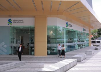 Standard Chartered hạ dự báo tăng trưởng GDP của Việt Nam xuống 6% năm 2024