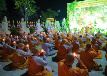 Trang nghiêm lễ Thắp nến tưởng niệm Đức Thánh Tổ Đại Ái Đạo & chư Tôn đức Ni tiền bối hữu công Phật Giáo Việt Nam