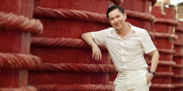 BTV Tuấn Duy khám phá nhà thùng MASAN ủ chượp nước mắm tại Phú Quốc