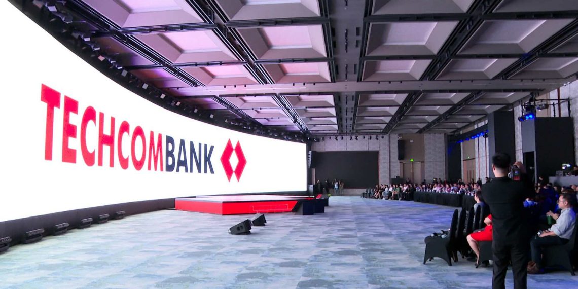 TECHCOMBANK KEYNOTE: ĐÁNH DẤU KỶ NGUYÊN NGÂN HÀNG THẾ HỆ MỚI TRÊN NỀN TẢNG AI