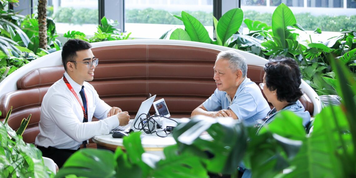 TECHCOMBANK HỖ TRỢ KHÁCH HÀNG GẤP RÚT HOÀN THIỆN CẬP NHẬT GIẤY TỜ TÙY THÂN VÀ ĐĂNG KÝ SINH TRẮC HỌC TRƯỚC GIỜ “G”