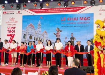 Chính thức khai mạc giải Marathon Quốc tế TP. Hồ Chí Minh mùa 7