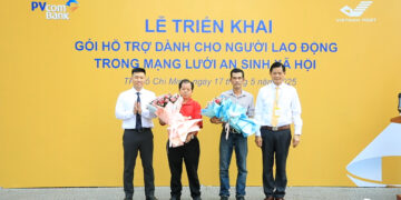BƯU ĐIỆN TP. HỒ CHÍ MINH VÀ PVCOMBANK TỔ CHỨC LỄ TRIỂN KHAI GÓI HỖ TRỢ TÀI CHÍNH DÀNH CHO NGƯỜI LAO ĐỘNG THAM GIA BHXH