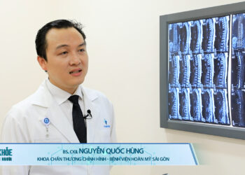 Chịu đựng gù lưng, khó đi lại 5 năm chỉ vì sợ mổ cột sống