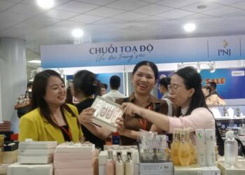 Săn sale tại ga Metro