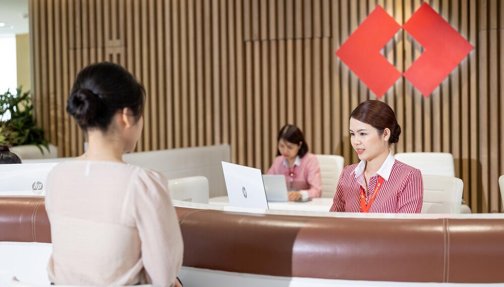 Techcombank lập kỷ lục lợi nhuận quý 3, tiếp đà tăng trưởng bền vững