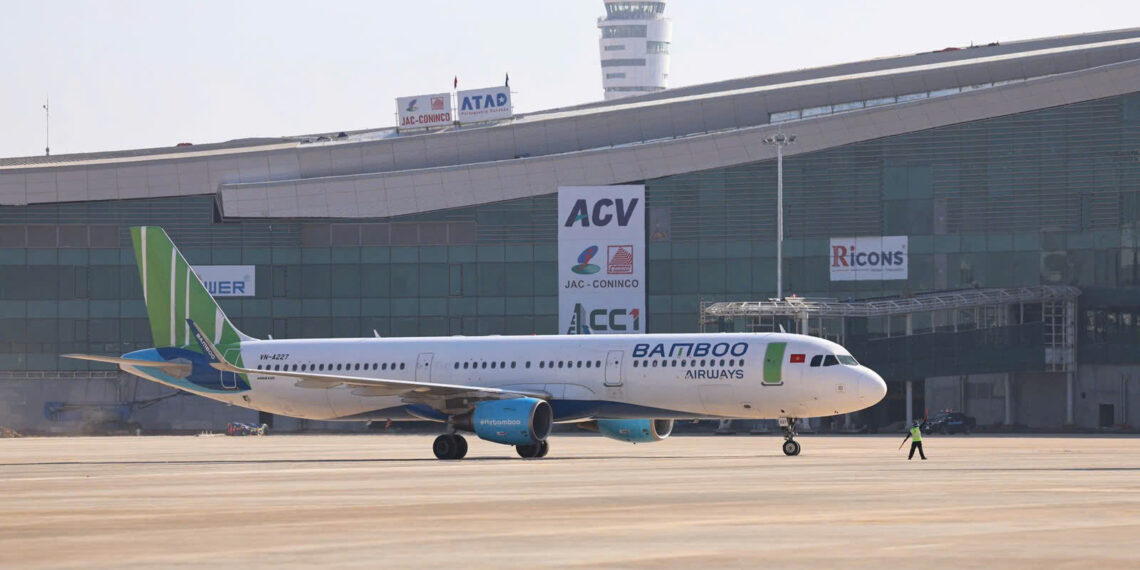 Vietnam Airlines, Vietjet Air, Bamboo Airways hạ cánh khai trương Long Thành sáng 19/12/2025